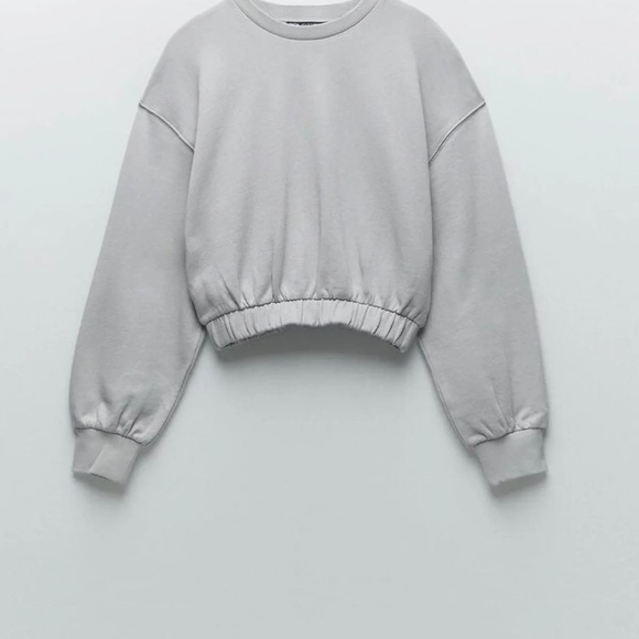 Zara Plush Sweatshirt - Picture 2 of 6